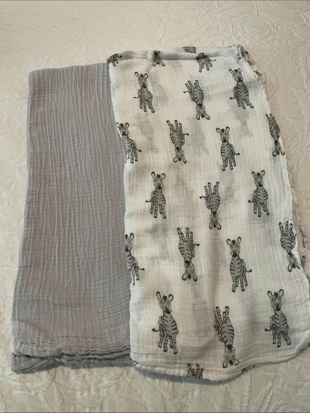 aden + anais Gray Muslin Swaddle Set with Zebra Print